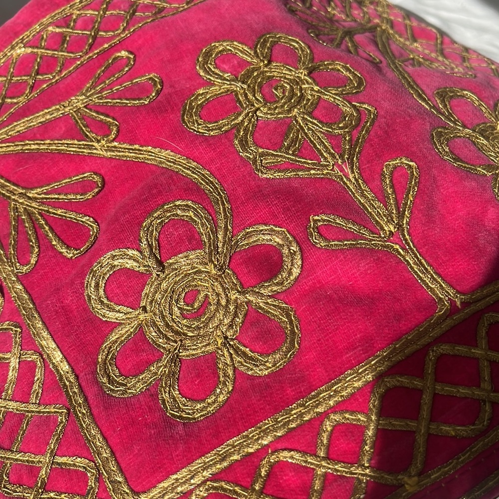 Vintage Bohemian Velvet Bag - Picture 8 of 8